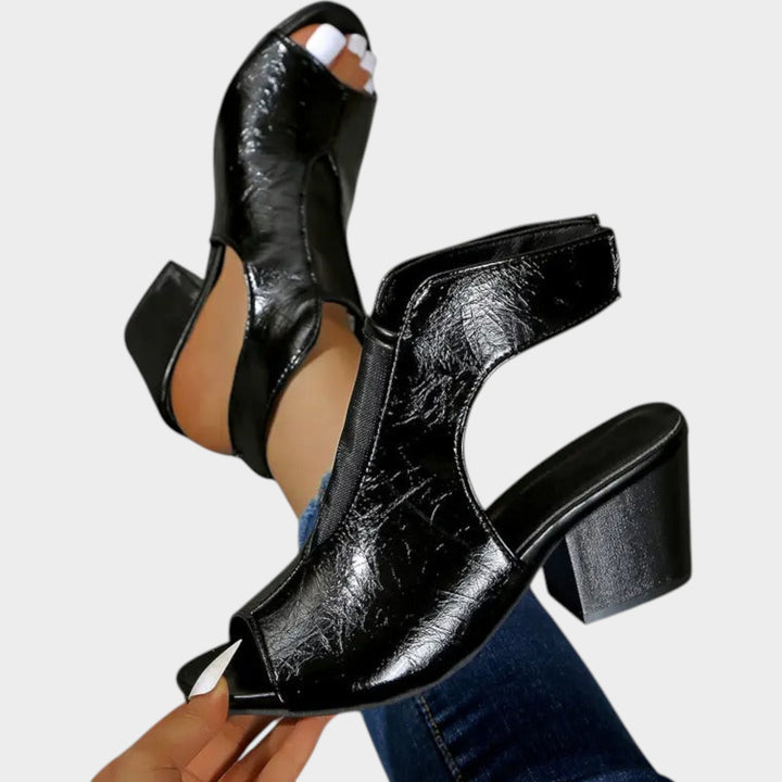Chic Cutout Block Heel Sandals