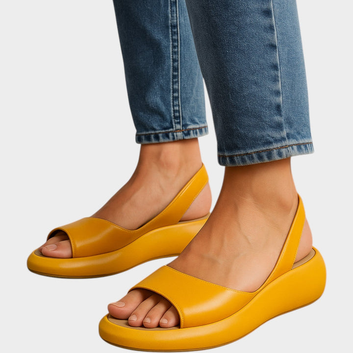 Sleek Open‑Toe Slingback Sandals