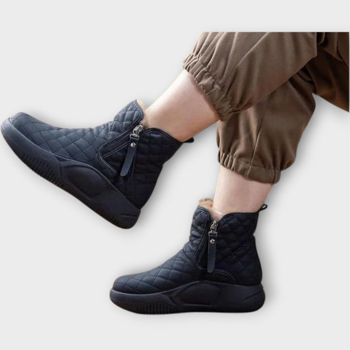 Insulated Quilted Zip-Up Winter Boots