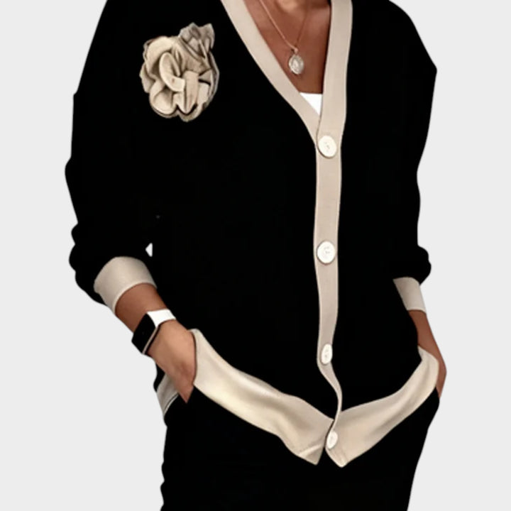 Chic Contrast Lounge Set