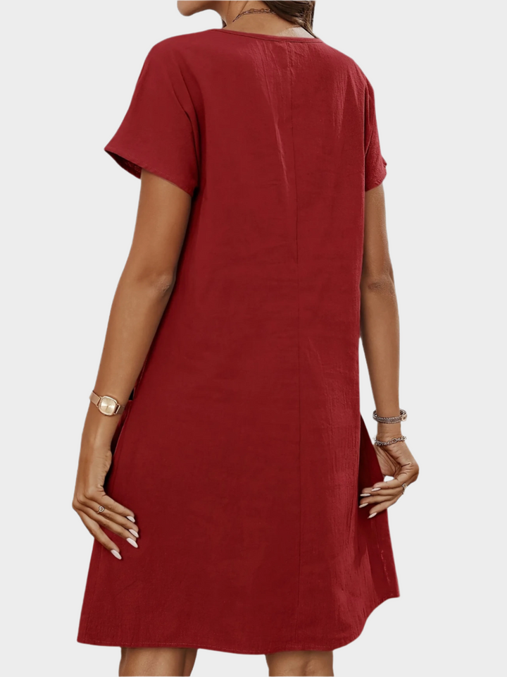 Mini Dress with Short Sleeves and Zipper at the Décolletage
