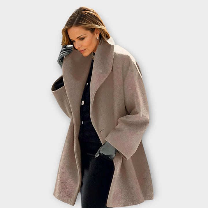 Chic Wool Coat Featuring a Statement Oversized Lapel