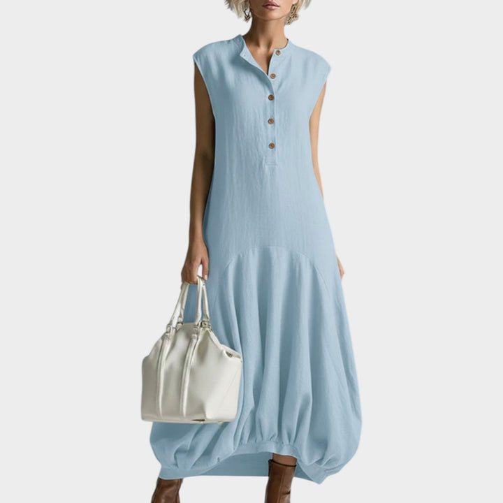 Elegant Sleeveless Maxi Dress