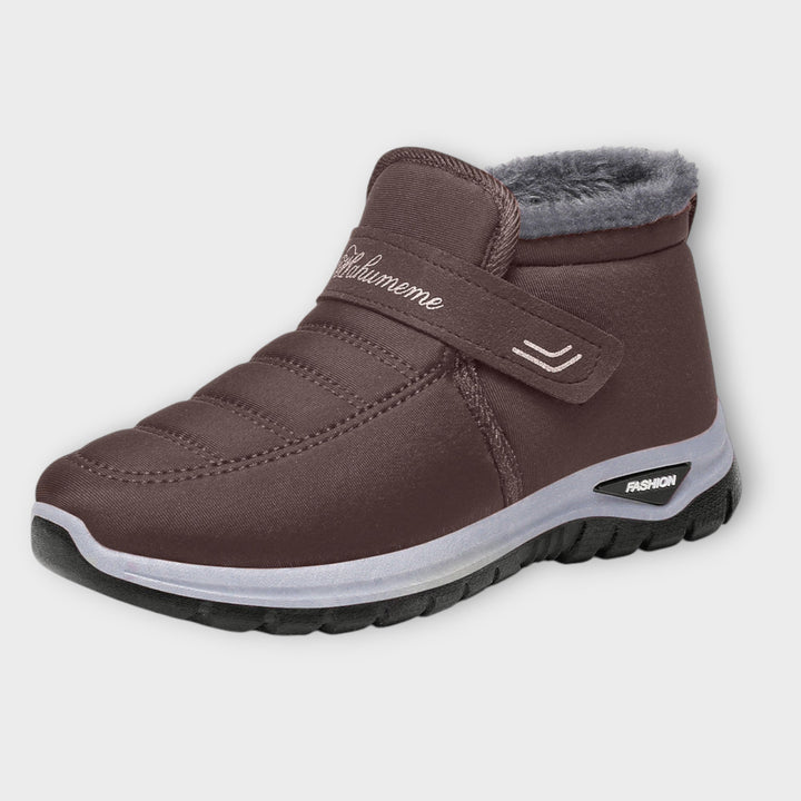 CozyGrip Winter Walking Boots for Ultimate Warmth
